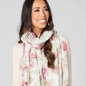 Beautiful New San Diego Hat Company- Women's light weight Floral Scarf